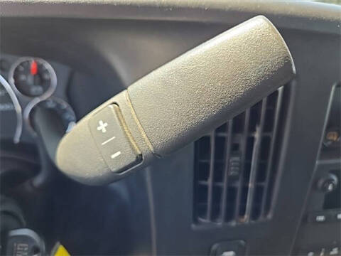 2023 Chevrolet Express 2500