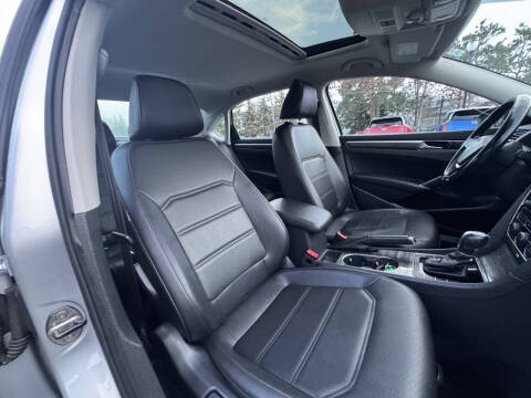 2018 Volkswagen Passat 2.0T SE