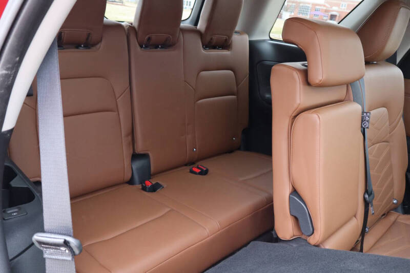 2024 Nissan Pathfinder Platinum