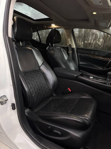 2016 Nissan Maxima Platinum