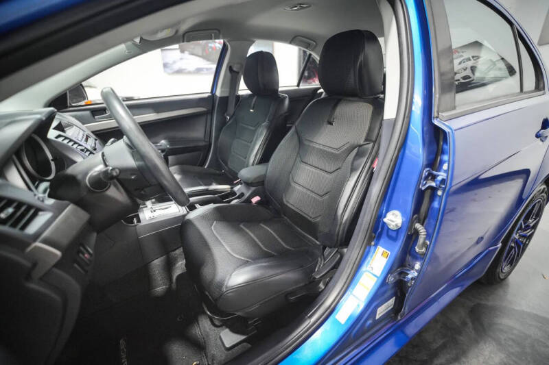 2012 Mitsubishi Lancer