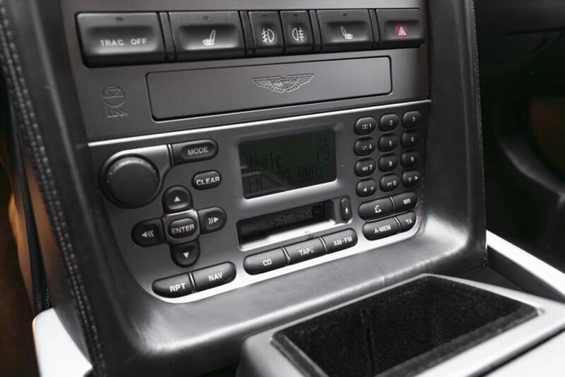 2005 Aston Martin V12 Vanquish S