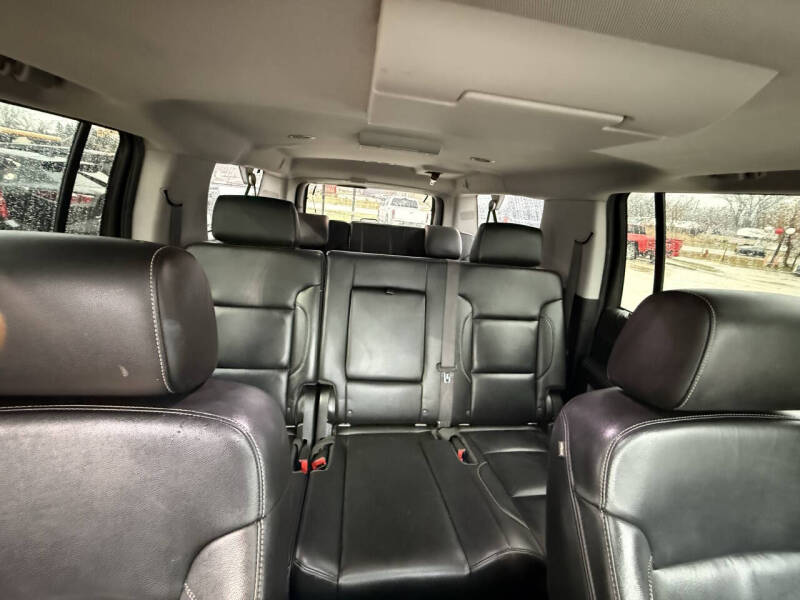 2015 Chevrolet Suburban LT