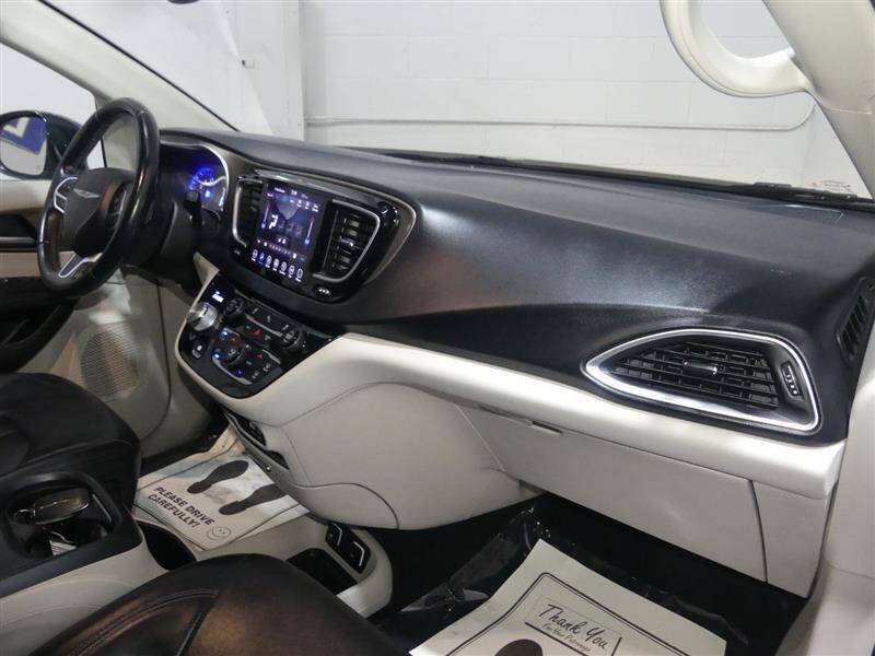 2018 Chrysler Pacifica Touring L Plus