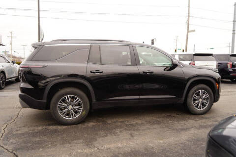 2025 Chevrolet Traverse LT