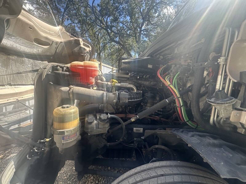 2019 Freightliner Cascadia