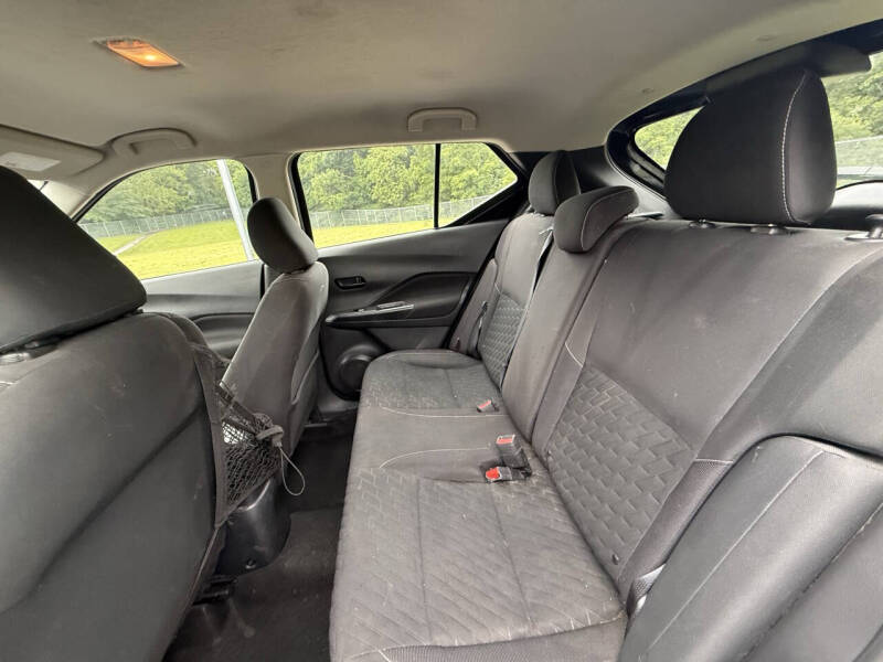 2021 Nissan Kicks S