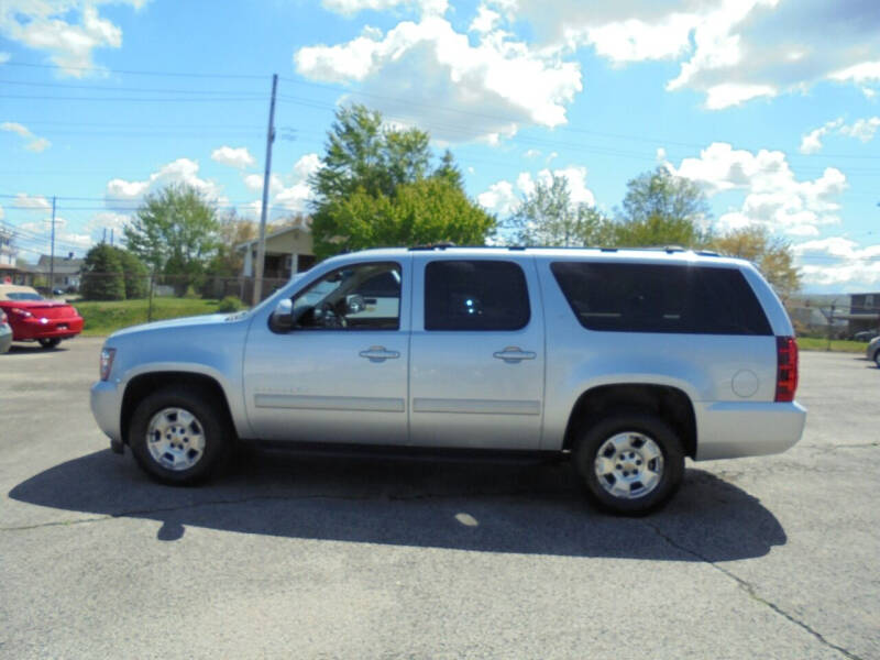 2012 Chevrolet Suburban for sale at B & G AUTO SALES in Uniontown PA