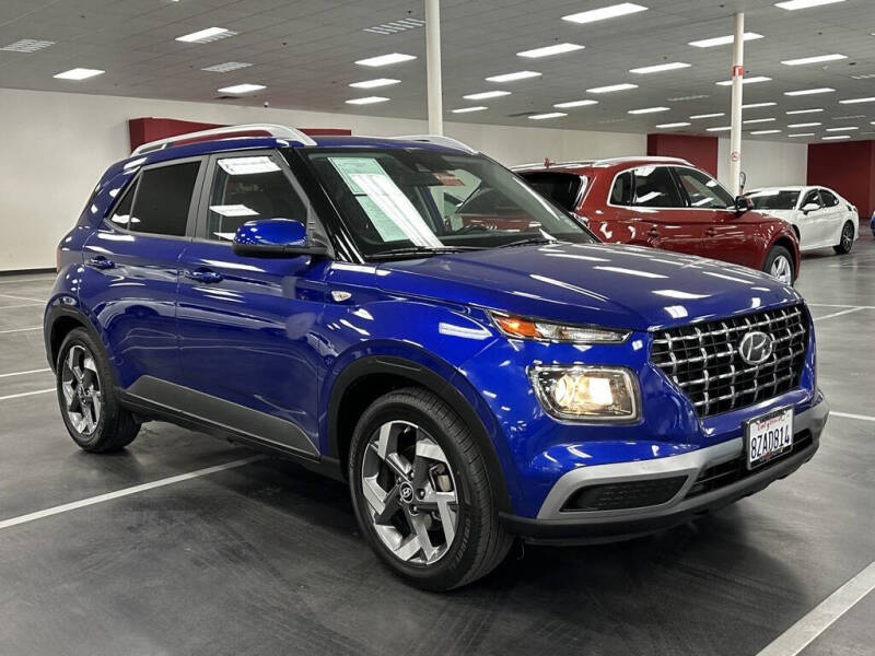 2022 Hyundai Venue SEL
