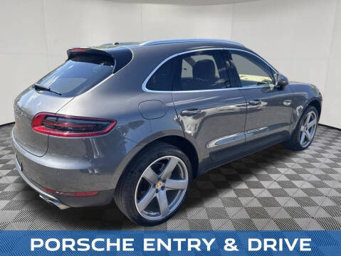 2016 Porsche Macan S