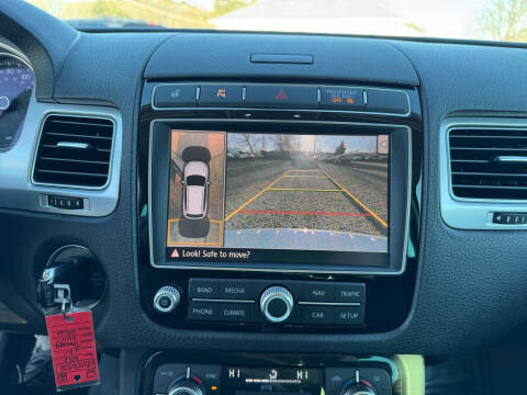 2017 Volkswagen Touareg V6 Executive