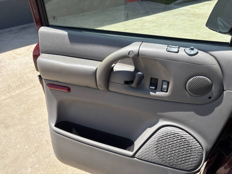 2004 GMC Safari