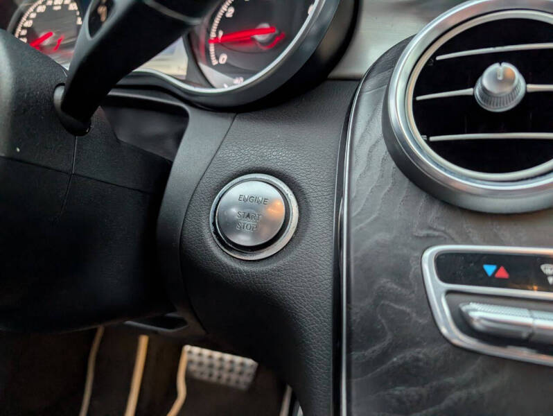 2016 Mercedes-Benz C-Class