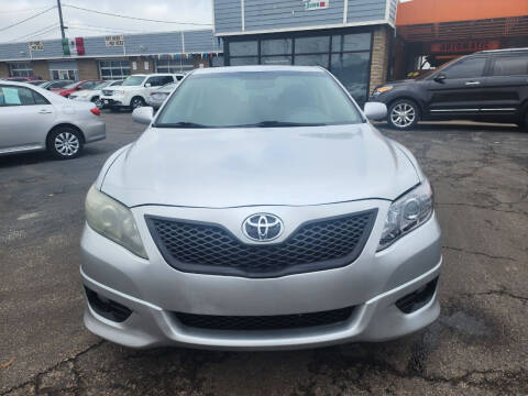 2010 Toyota Camry for sale at North Chicago Car Sales Inc in Waukegan IL