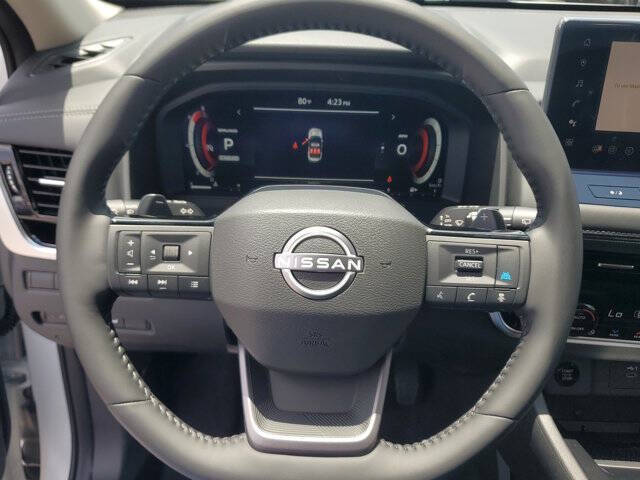 2025 Nissan Rogue SL