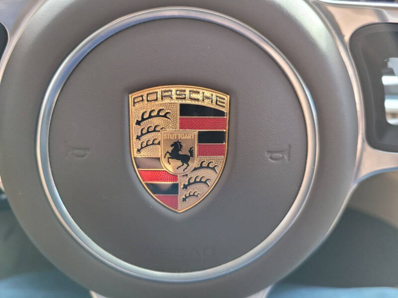 2017 Porsche Panamera Turbo