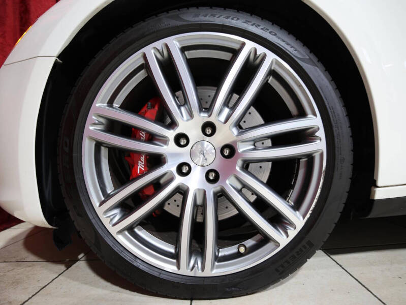 2017 Maserati Ghibli S