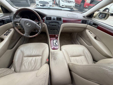 2002 Lexus ES 300