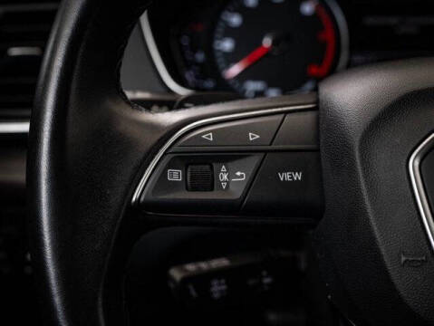 2023 Audi Q5 quattro Premium 40 TFSI