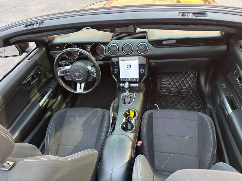 2016 Ford Mustang V6