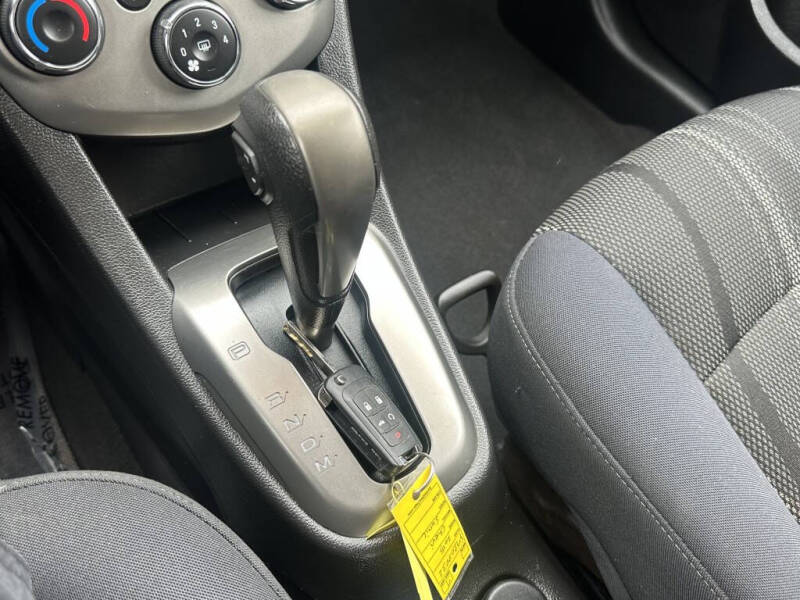 2015 Chevrolet Sonic LT Auto