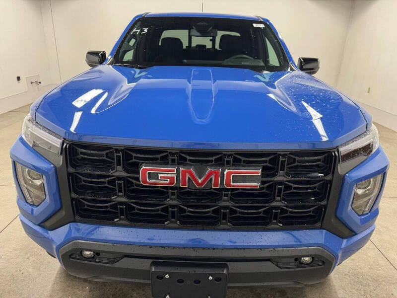 2025 GMC Canyon Elevation