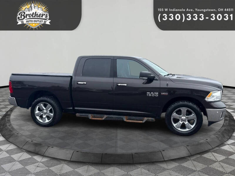 2016 RAM 1500 SLT