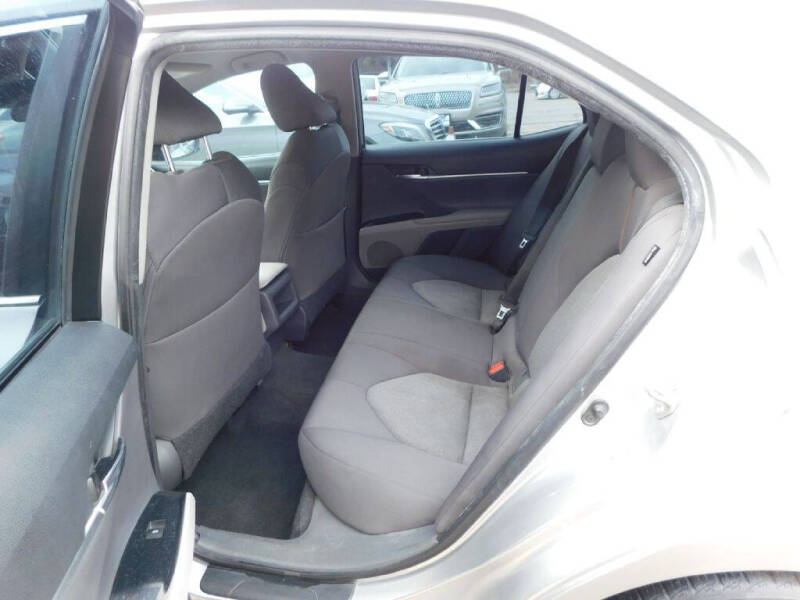 2018 Toyota Camry LE