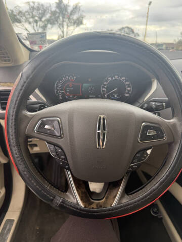 2013 Lincoln MKZ