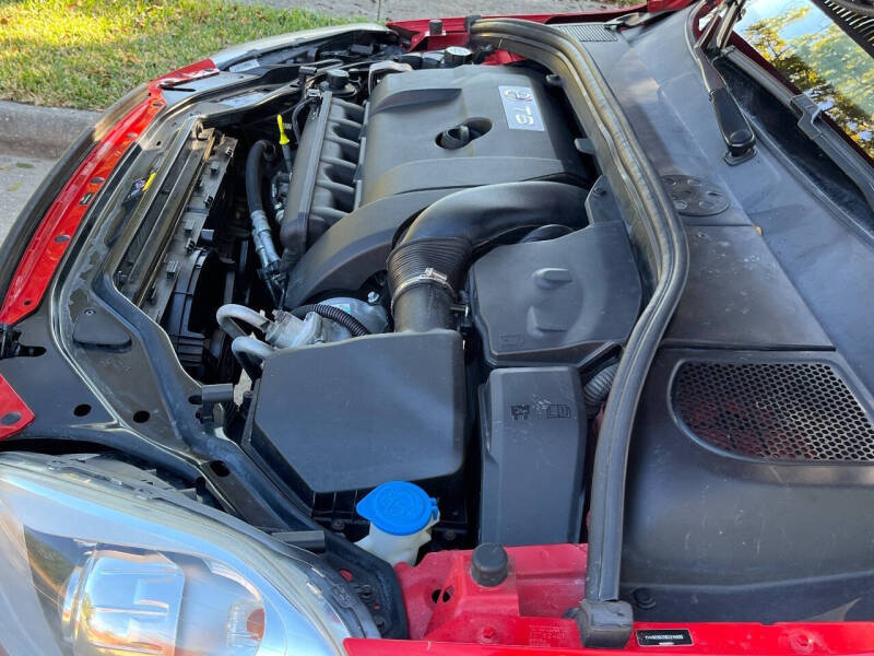 2011 Volvo XC60 T6 R-Design