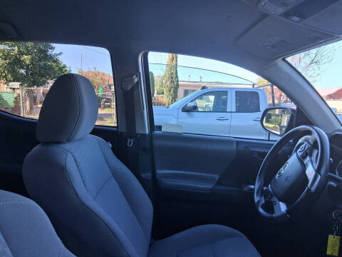 2020 Toyota Tacoma SR5 V6