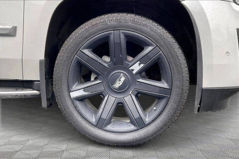 2018 Cadillac Escalade Luxury