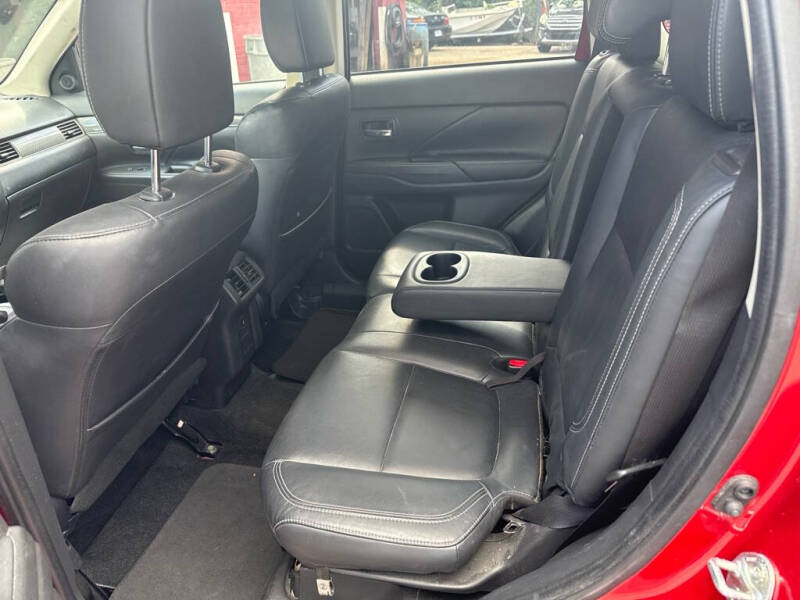 2019 Mitsubishi Outlander SE