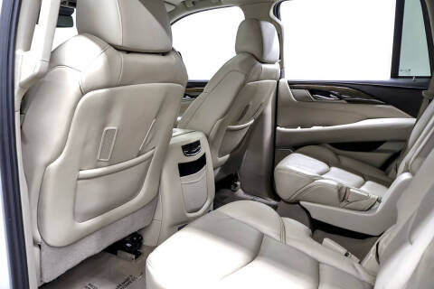 2020 Cadillac Escalade Luxury