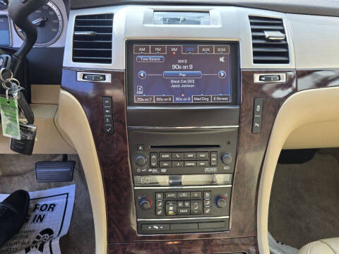 2013 Cadillac Escalade Luxury