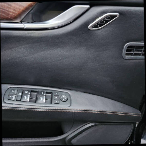 2017 Maserati Ghibli