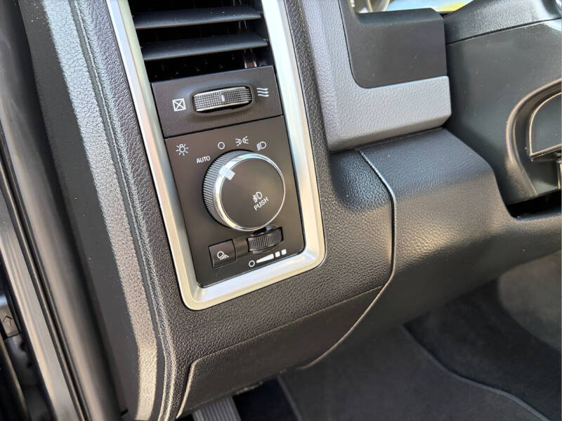 2016 RAM 1500 Big Horn