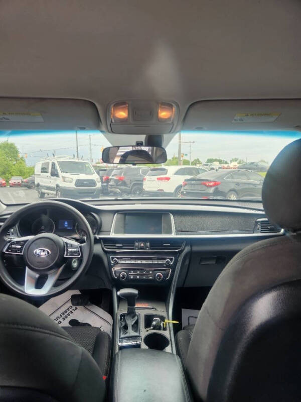 2020 Kia Optima LX