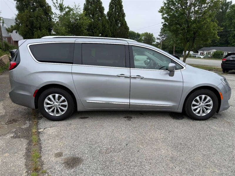 2018 Chrysler Pacifica Touring L