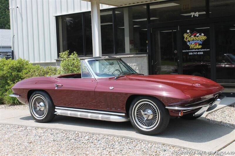 1965 Chevrolet Corvette 18