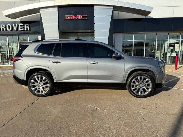 2024 GMC Acadia Denali
