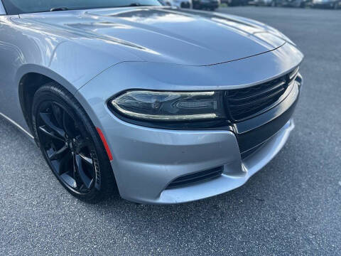 2017 Dodge Charger SXT
