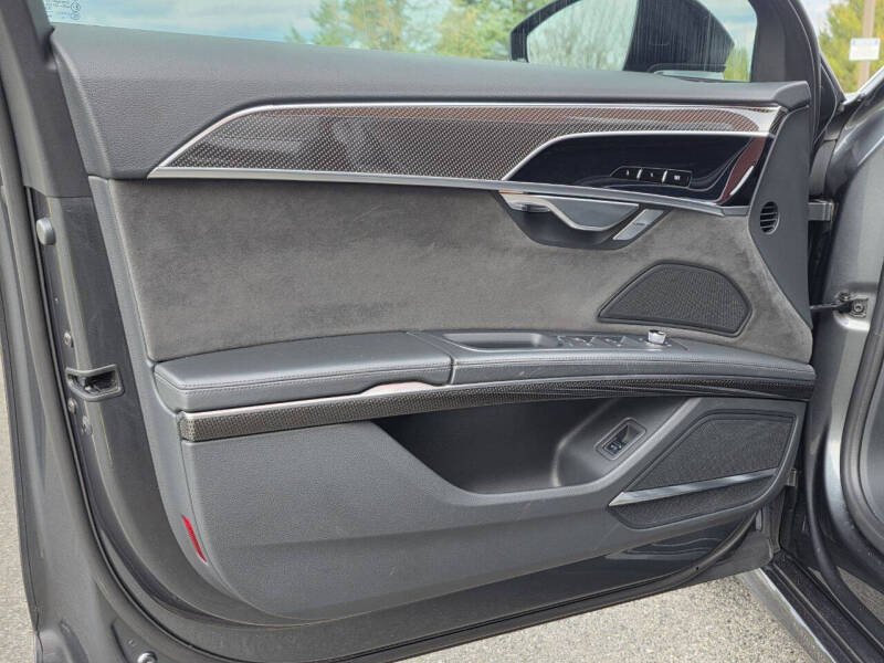 2020 Audi S8 4.0T quattro