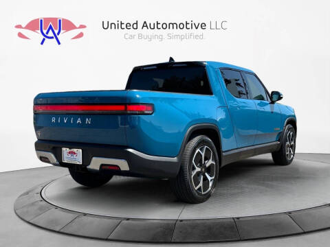 2022 Rivian R1T Adventure