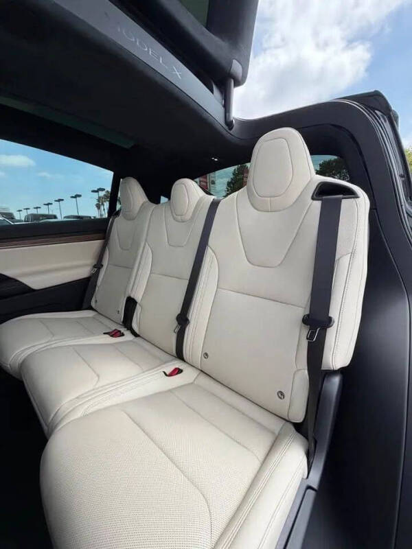 2026 Tesla Model X