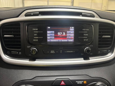 2016 Kia Sorento LX