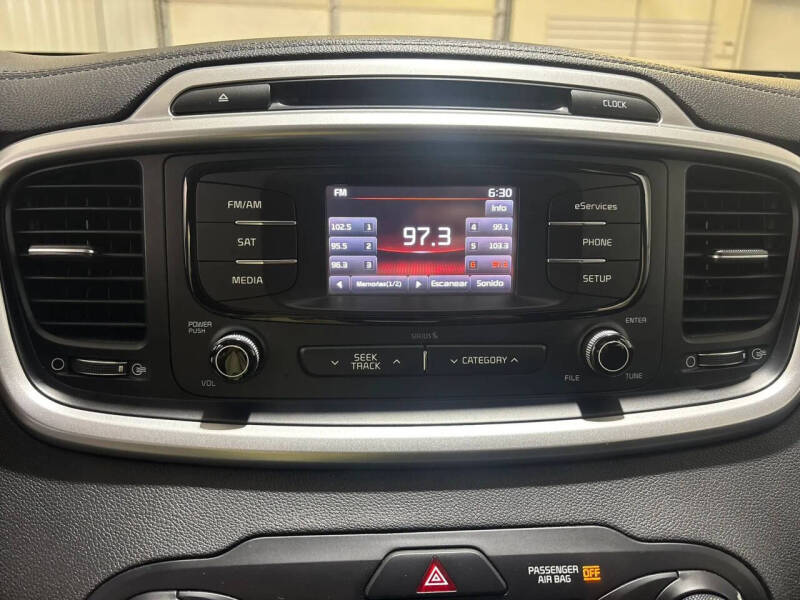 2016 Kia Sorento LX