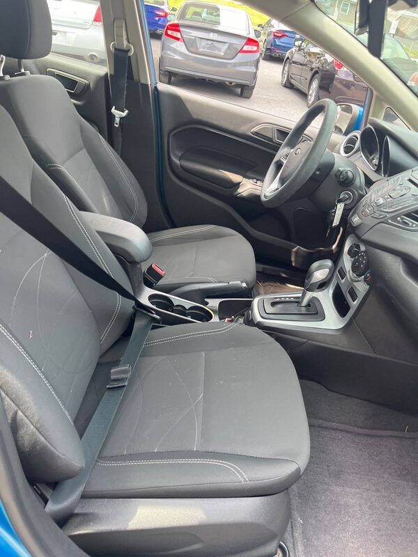 2017 Ford Fiesta SE