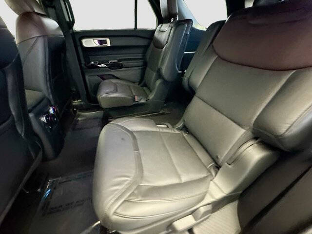 2022 Ford Explorer Platinum