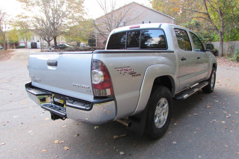 2011 Toyota Tacoma PreRunner photo 6